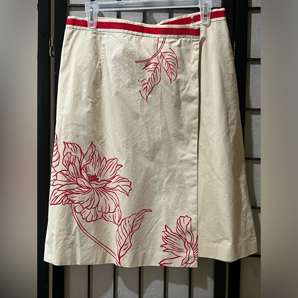 TALBOTS VINTAGE Cream Floral A-Line WRAP Skirt with Red Outline Flowers SIZE 12